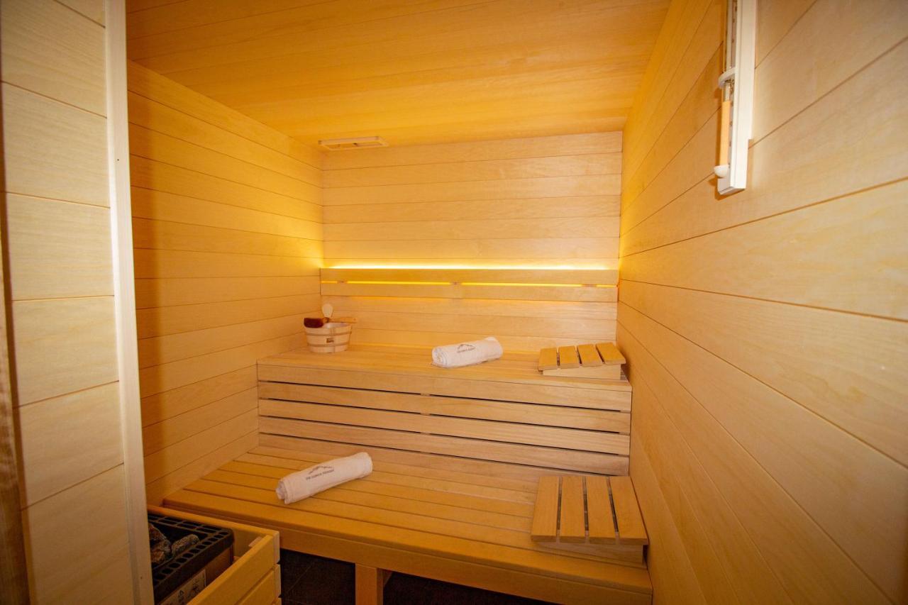 Em Gorce Resort Domki Z Sauna I Jacuzzi Waksmund Eksteriør bilde